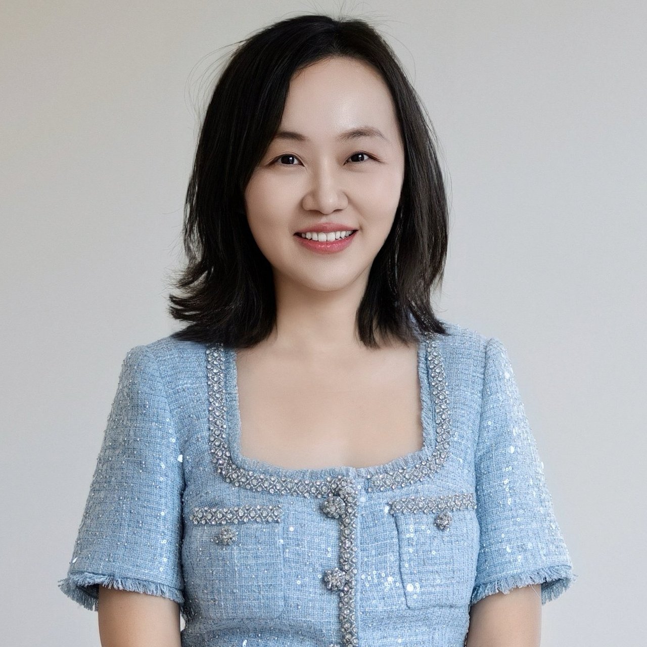 Iris Li Irvine, CA Real Estate Agent Headshot