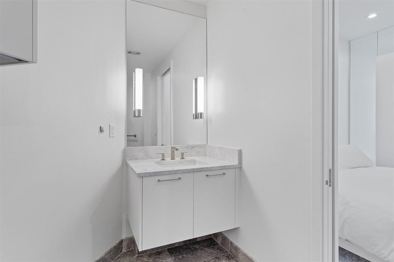 501 West #1106
