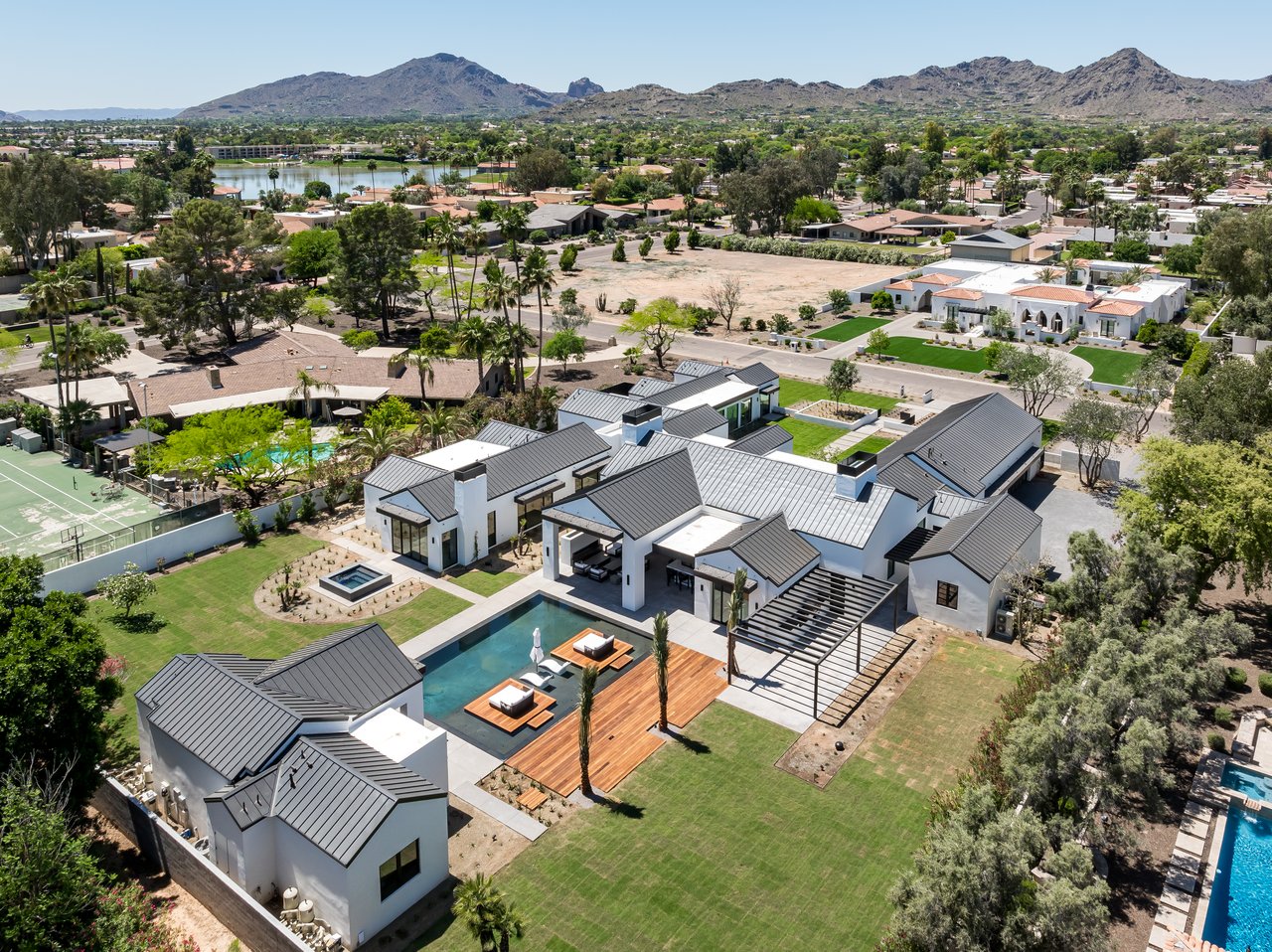 8015 N 74th Place, Scottsdale, AZ 85258