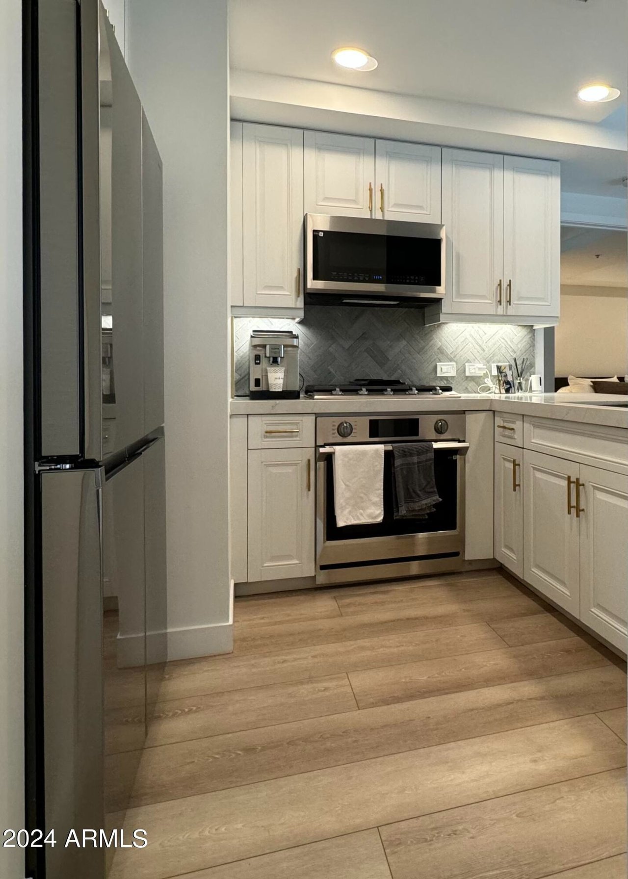 7141 E Rancho Vista Dr, #3011