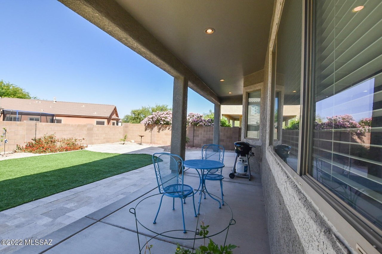 12963 Westminster Dr