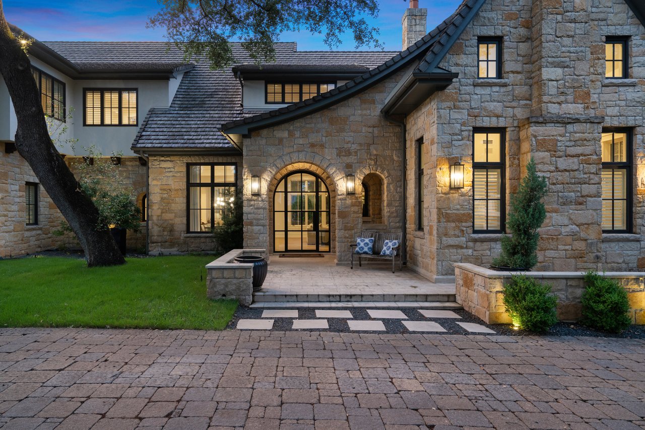 The Ultimate Rollingwood Estate