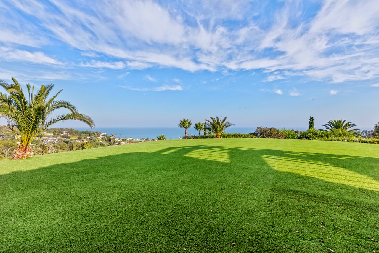 Luxurious Architectural Estate