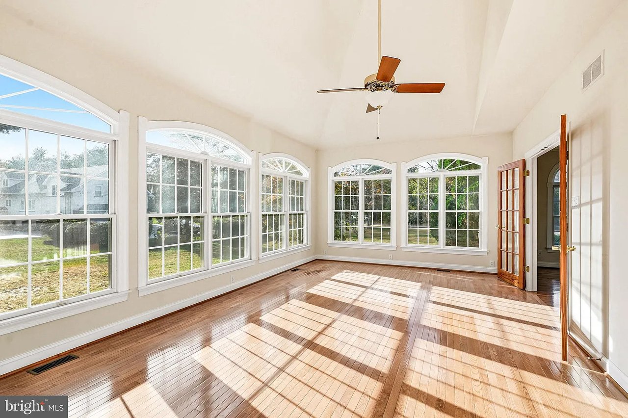 950 Bortons Landing Rd