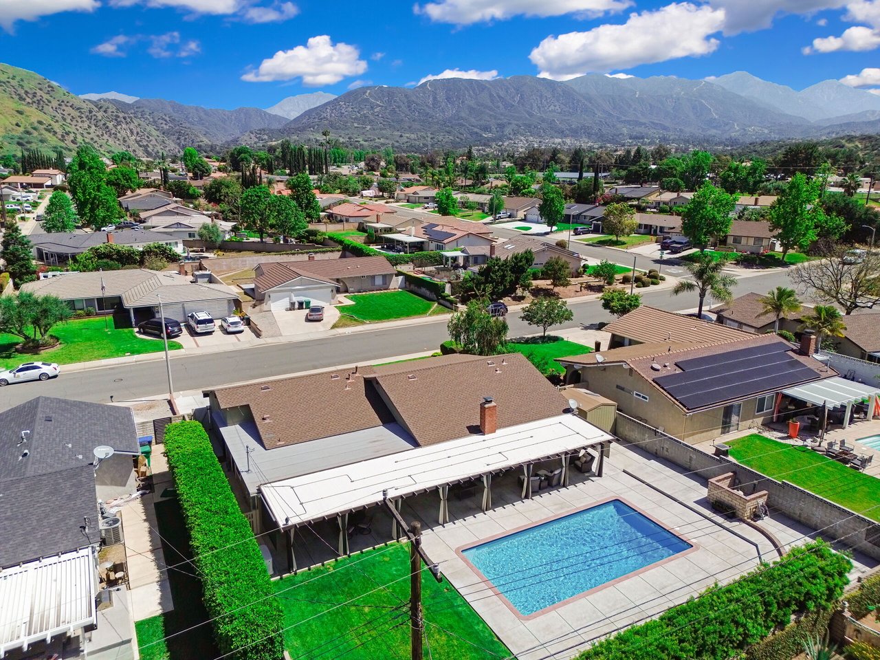 1298 Oak Ridge Drive