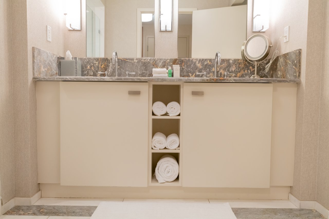 The Ocean Resort Residences (Conrad Fort Lauderdale Beach)