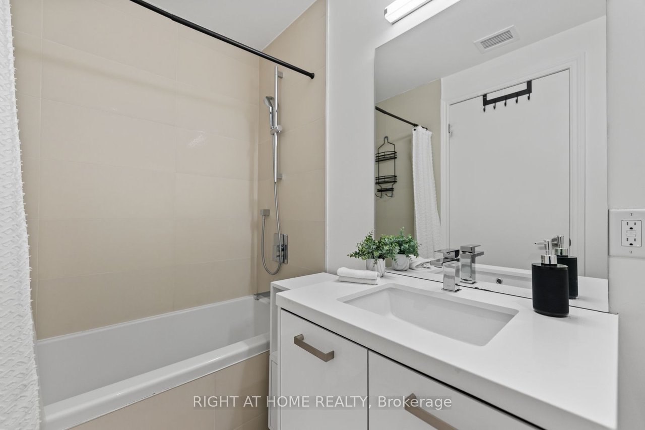 PENTHOUSE AT THE HARLOWE