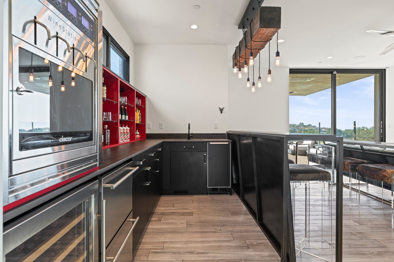 4573 Greenview Drive
