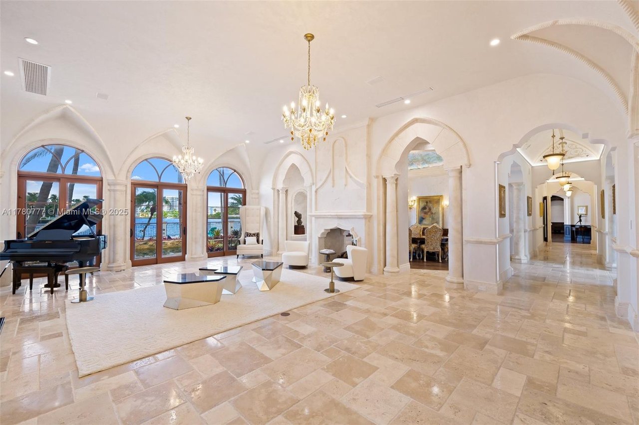 2509 Aqua Vista Blvd