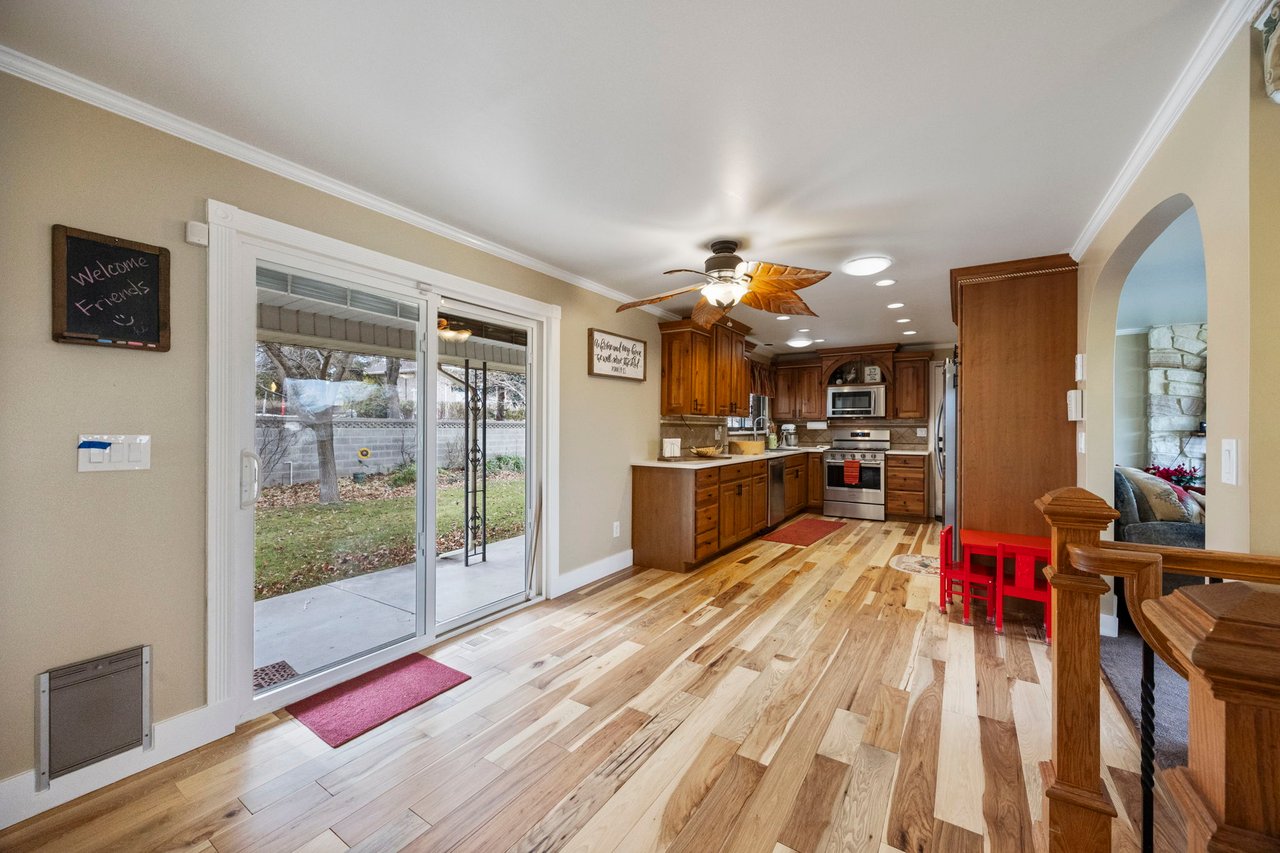 4372 S Hawarden Cir