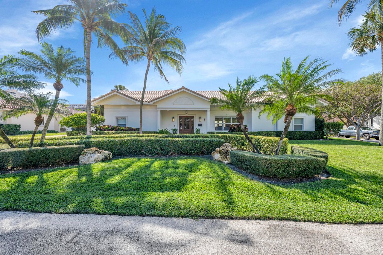 Timeless Luxury in Sea Ranch Lakes: Explore This Stunning Corner-Lot Coastal Estate