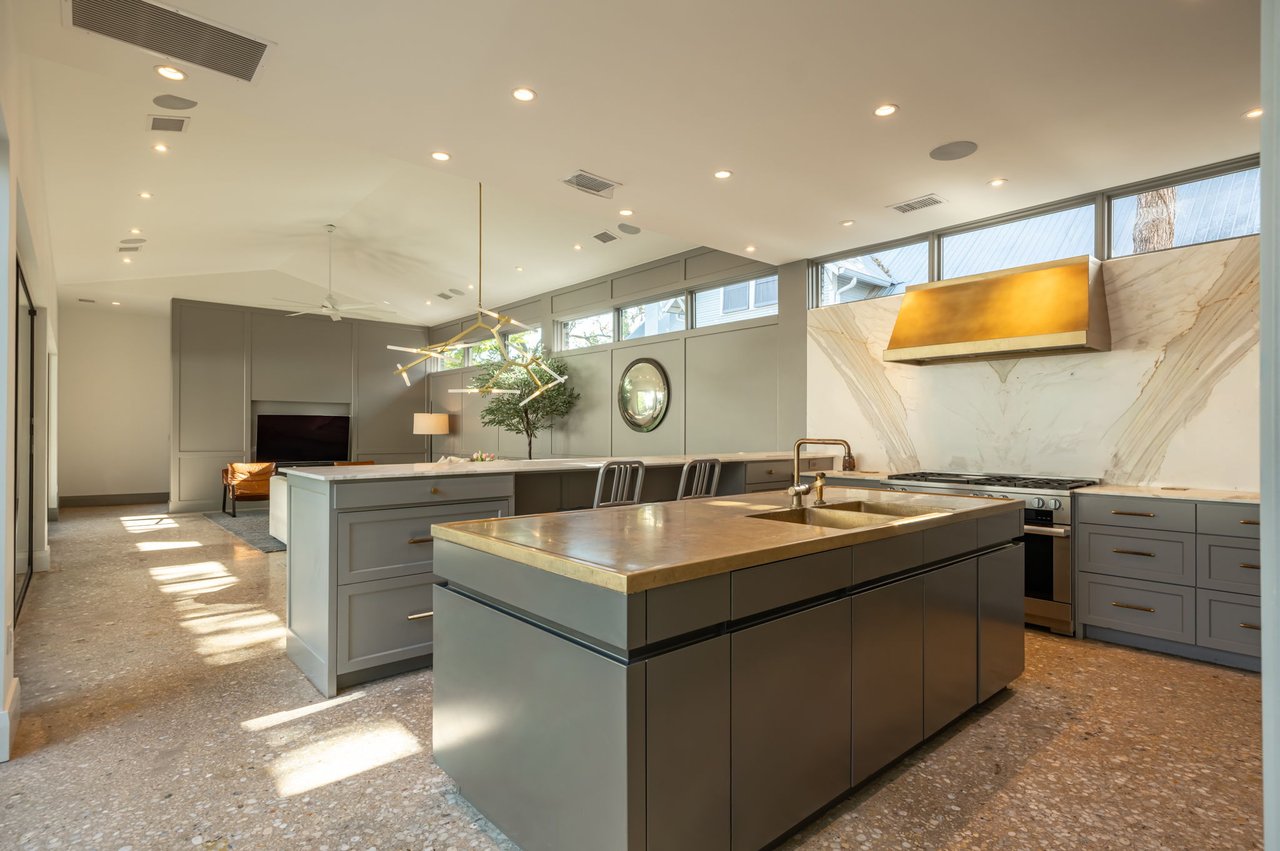 Clarksville | Prime Austin Living Steps from Downtown