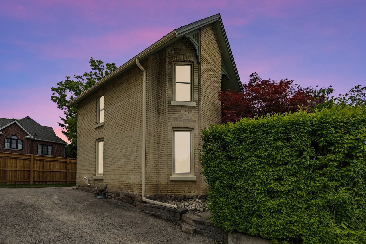 411 Millard Ave, Newmarket
