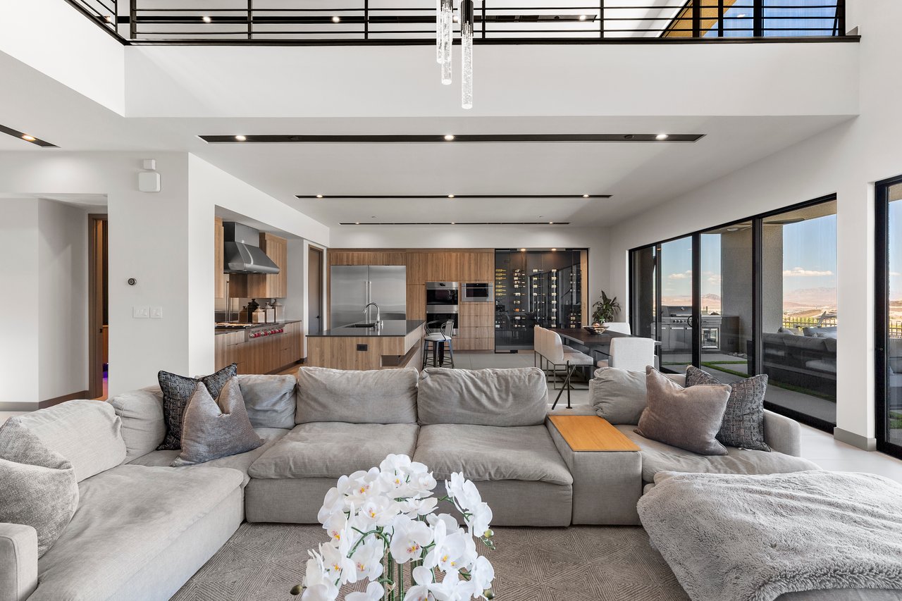 1463 Solitude Ridge Dr