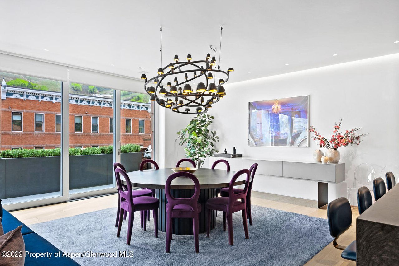 508 E Cooper Avenue, Unit 201