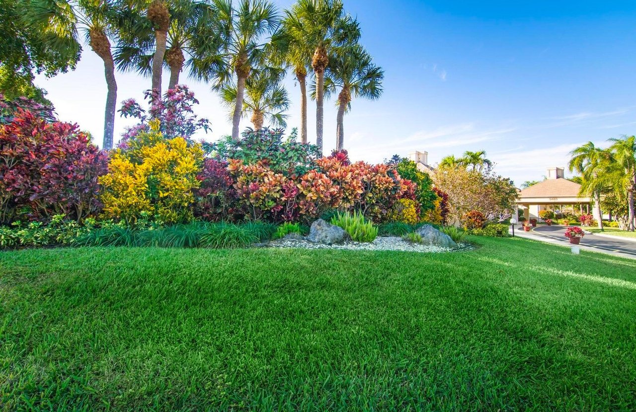 5355 Tenth Fairway Drive, #2, Delray Beach, FL 33484