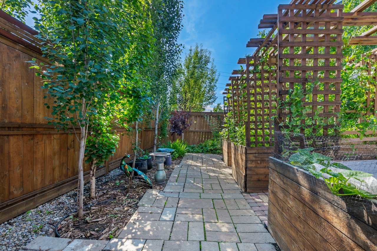 Tuscany Ridge Circle NW Unit: 113