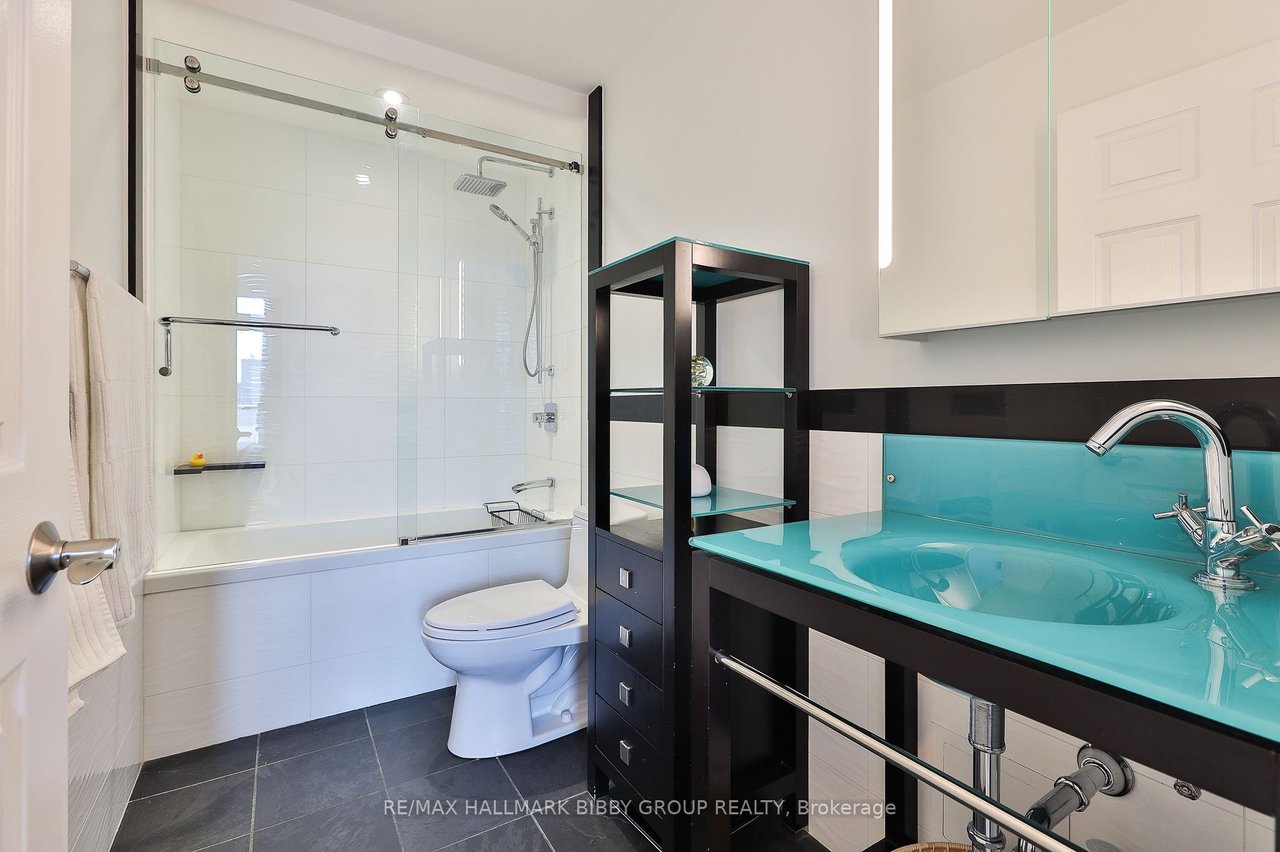 ST. LAWRENCE MARKET LUXURY FEATURE