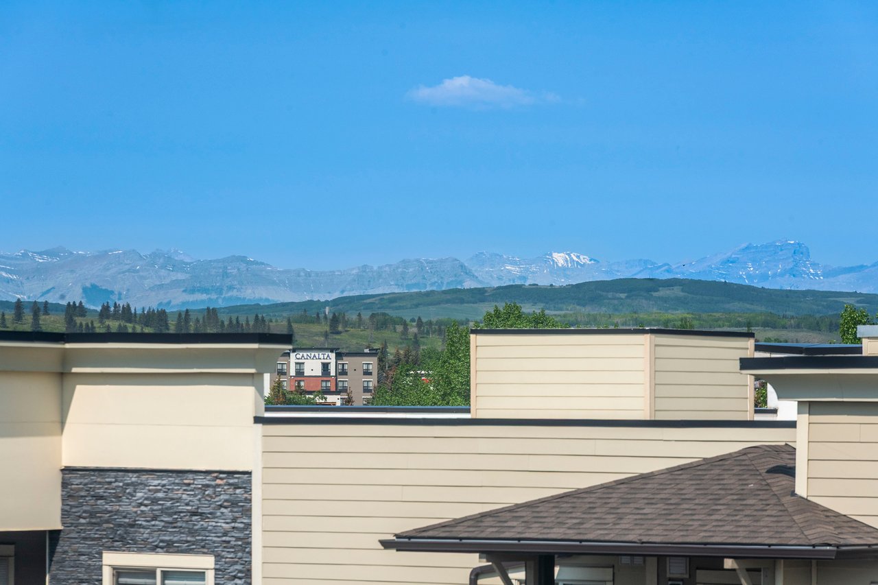 625 Glenbow Drive Unit: 1403