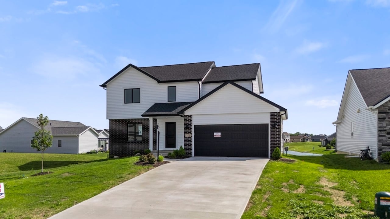 551 Persimmon Cove