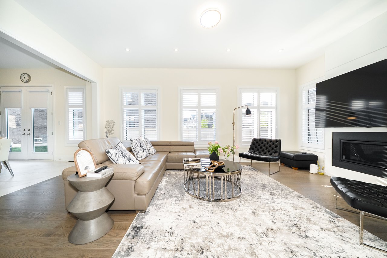 38 Bud Leggett Cres