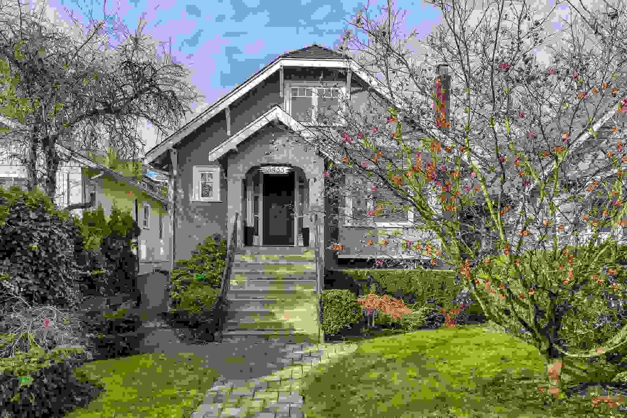 3955 Dunbar Street
