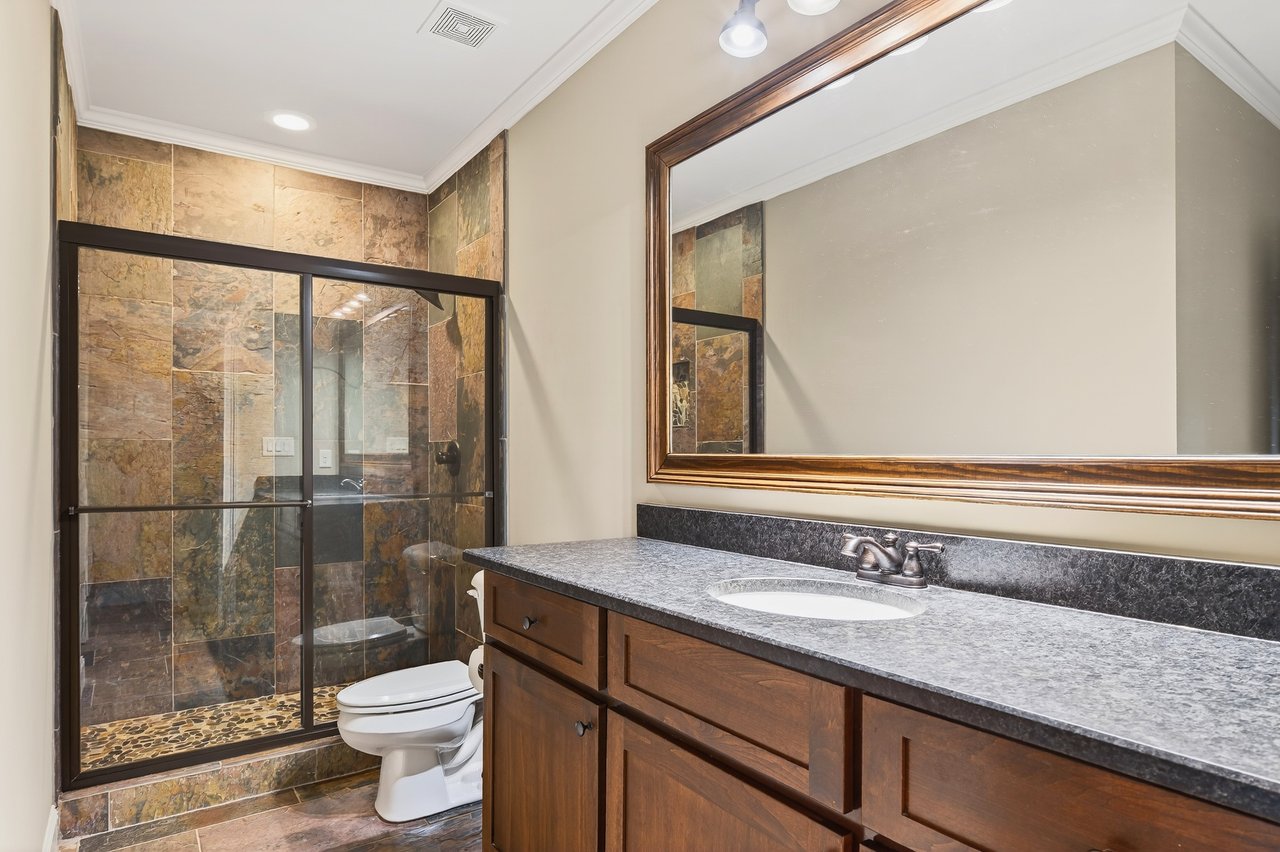 16750 Quayside Drive