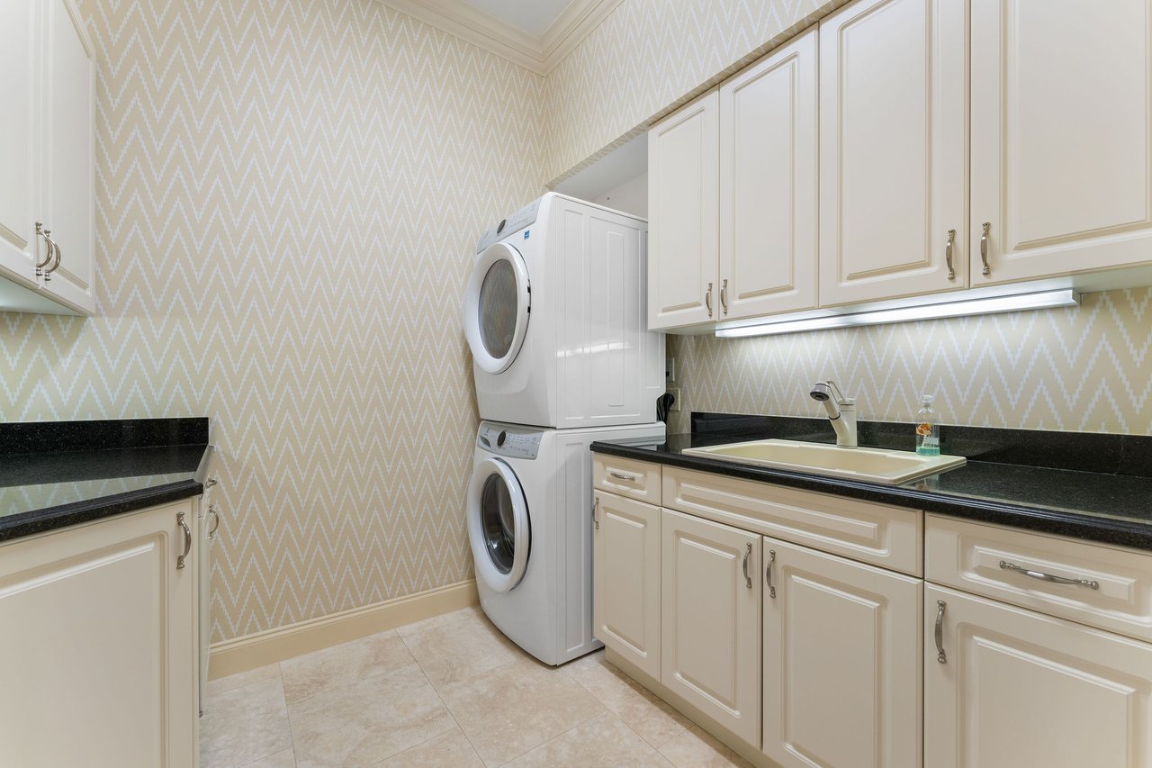 1155 Lake House Drive