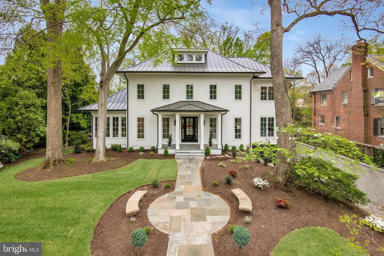 2908 Albemarle St NW - Washington DC