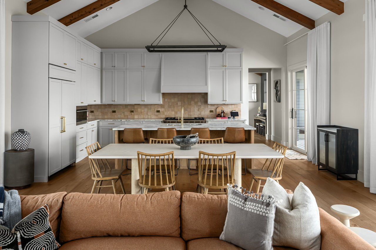 7365 Harlow Dr | Troubadour
