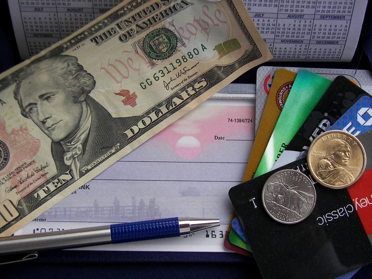 Buying a House on Contract: What Buyers Need to Know