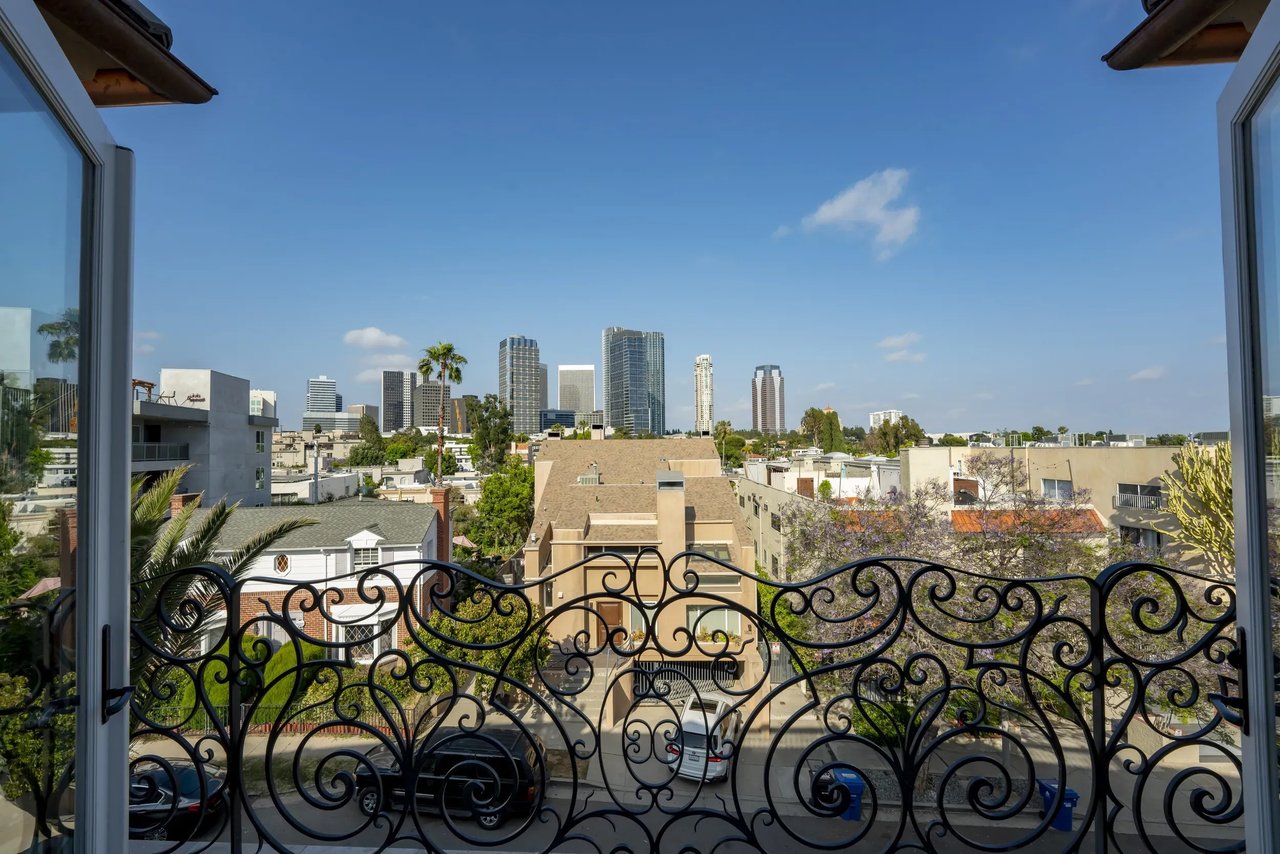 1825 Pandora Ave, #101