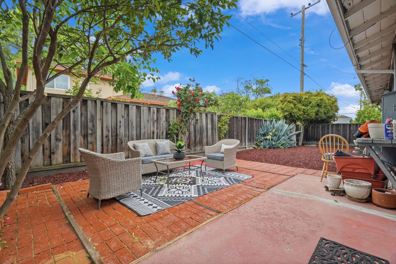 3240 Santa Maria Avenue