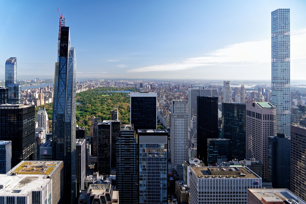 432 Park Avenue, the iconic luxury condominium tower overlooking Midtown Manhattan and Central Park in New York City.