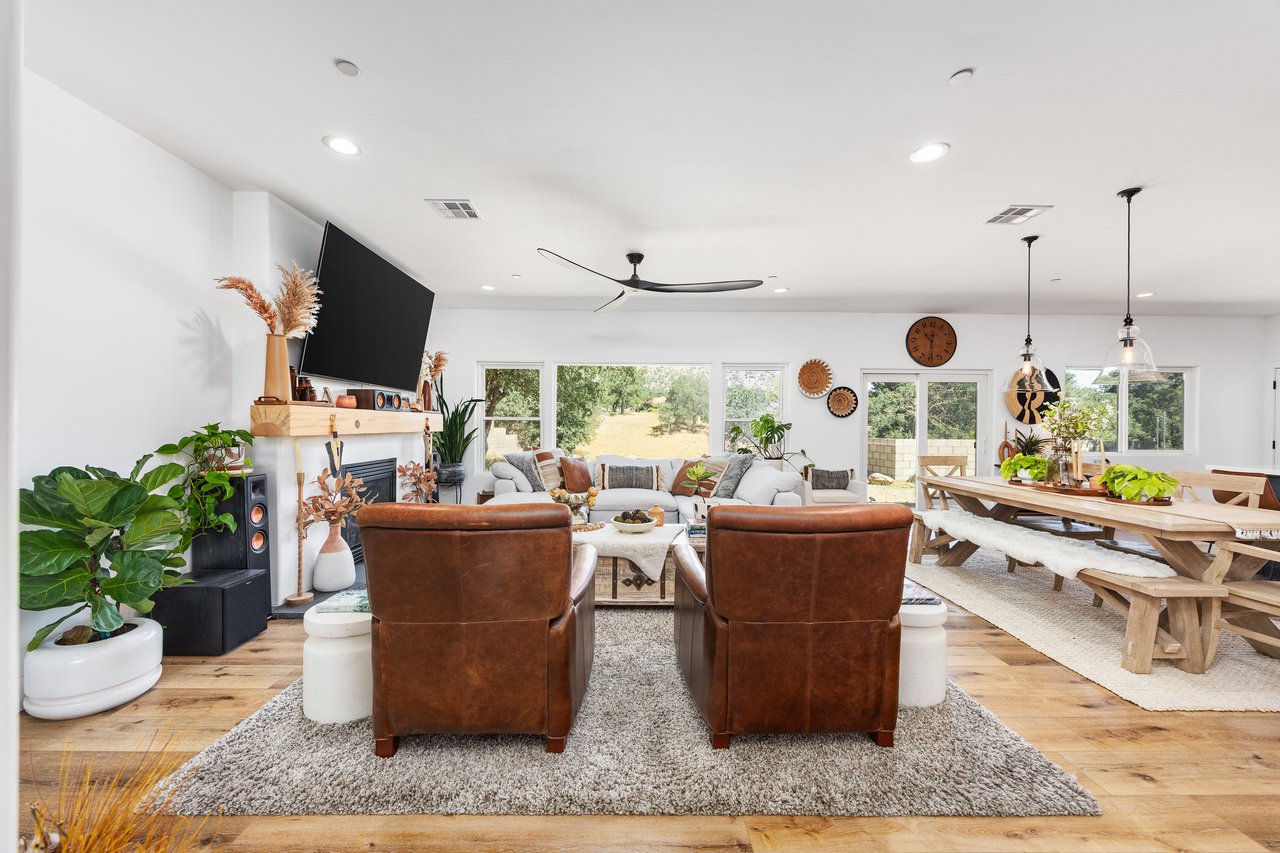 21305 Country Club Dr. 