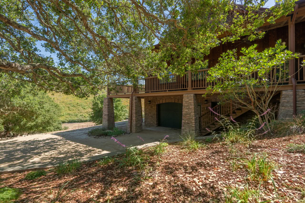 Secluded Quintana Ranch Retreat