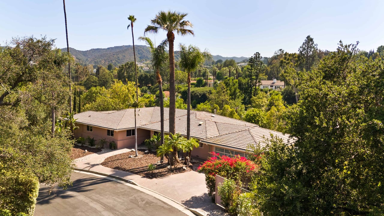 OFF MARKET : ENCINO, CA