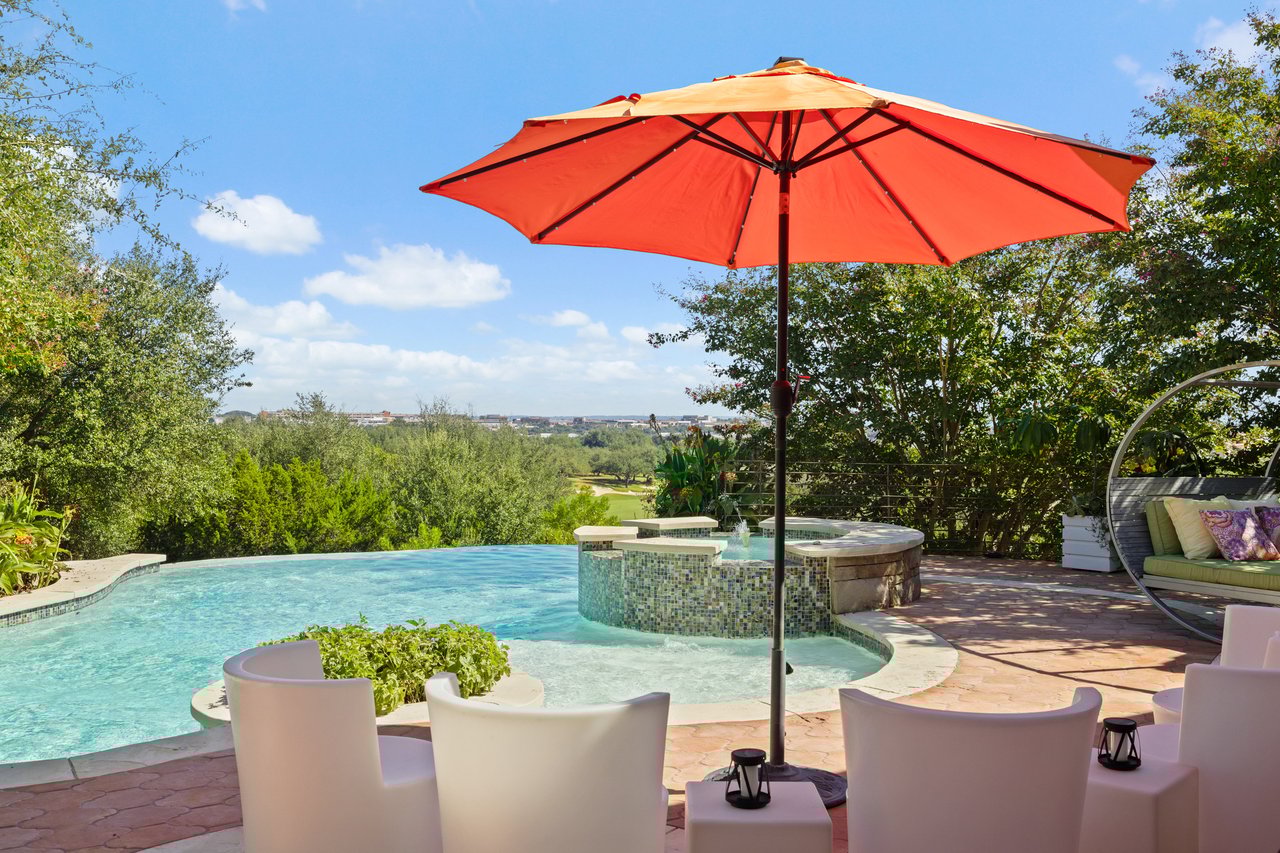 12802 Hacienda Ridge