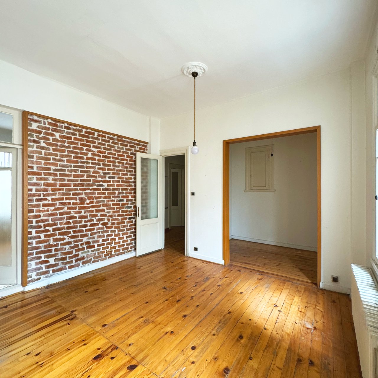 A 3+2 Cihangir flat in a Historical Apartment in Istanbul