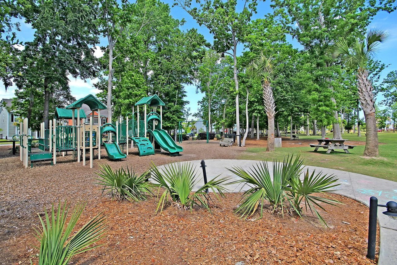 2336 Watchtower Ln