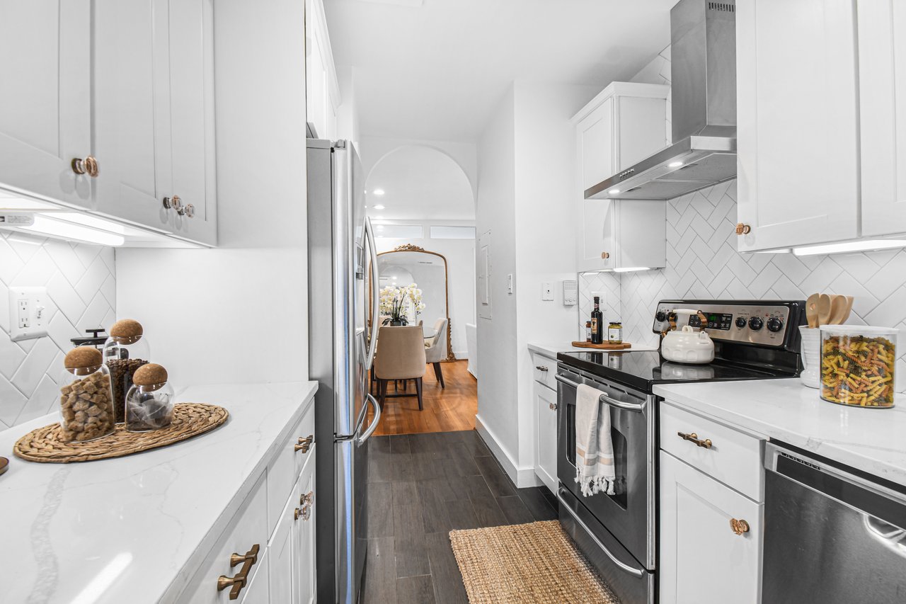 2013 Columbia Rd Unit E