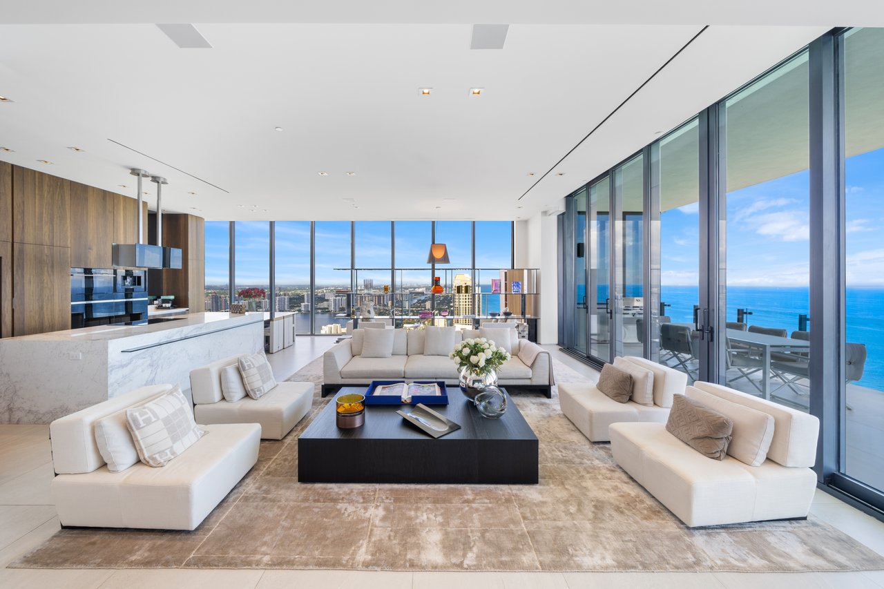 Muse Lower Penthouse