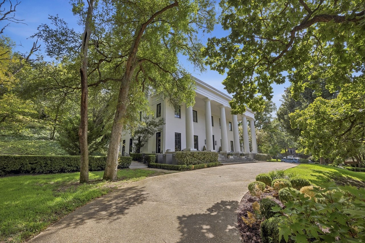 6125 Westover Drive