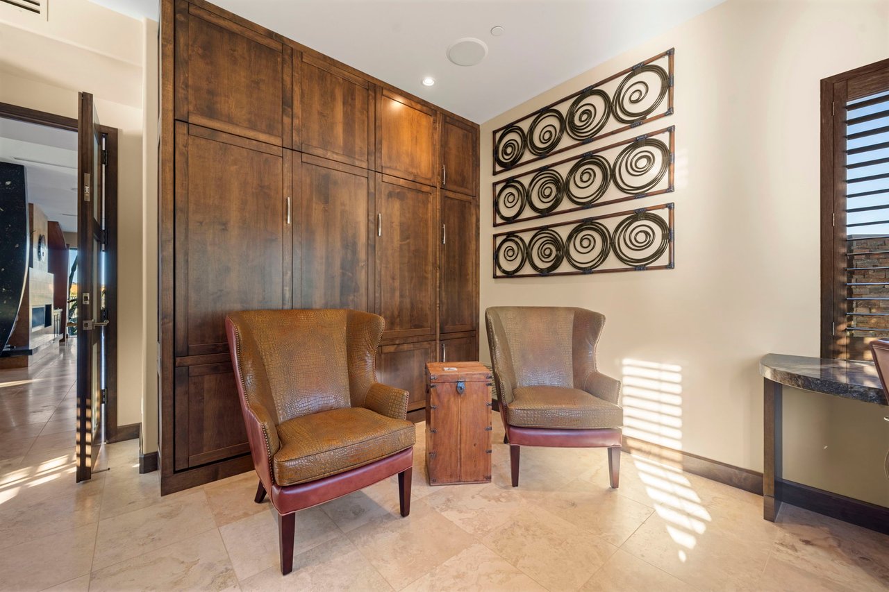 10570 E Pinnacle Peak Road