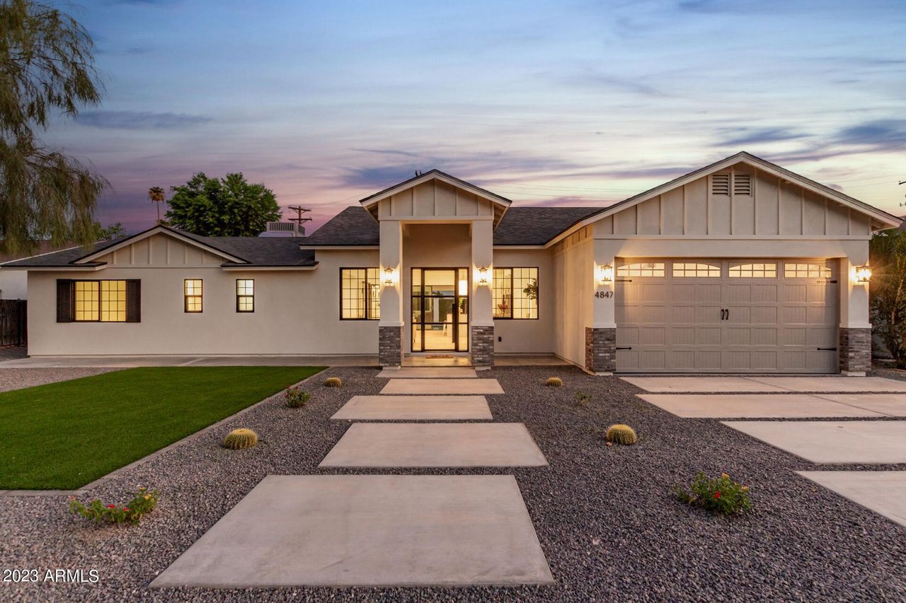 4847 E Clarendon Avenue