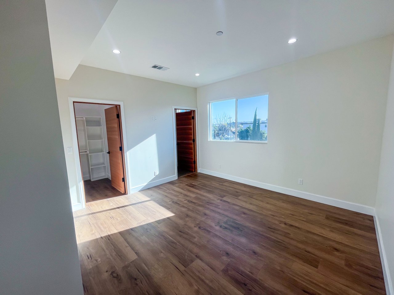 Brand-New 5-Unit Multifamily in Prime Los Angeles