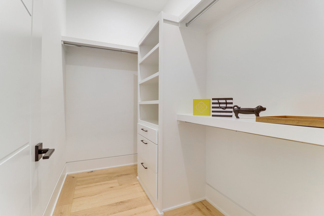 	  	1138 Basil Rd, Mclean, VA 22101