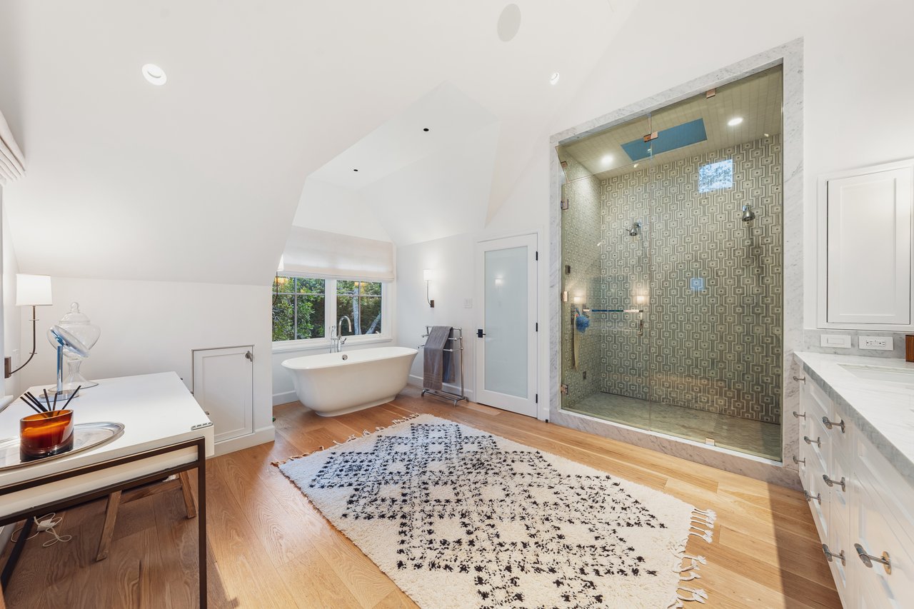 2600 Mandeville Canyon Rd, Brentwood