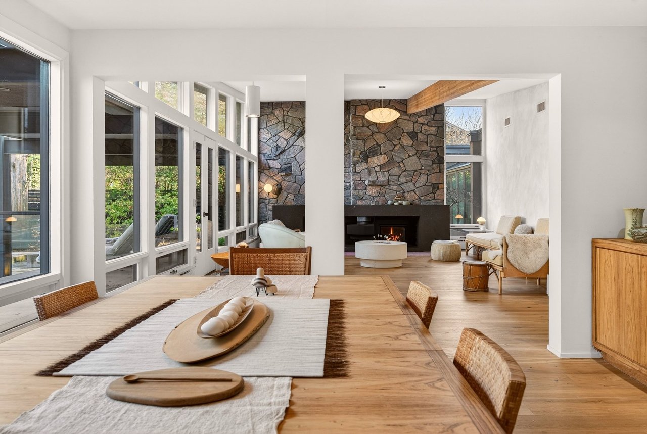 Inspiring MCM Residence