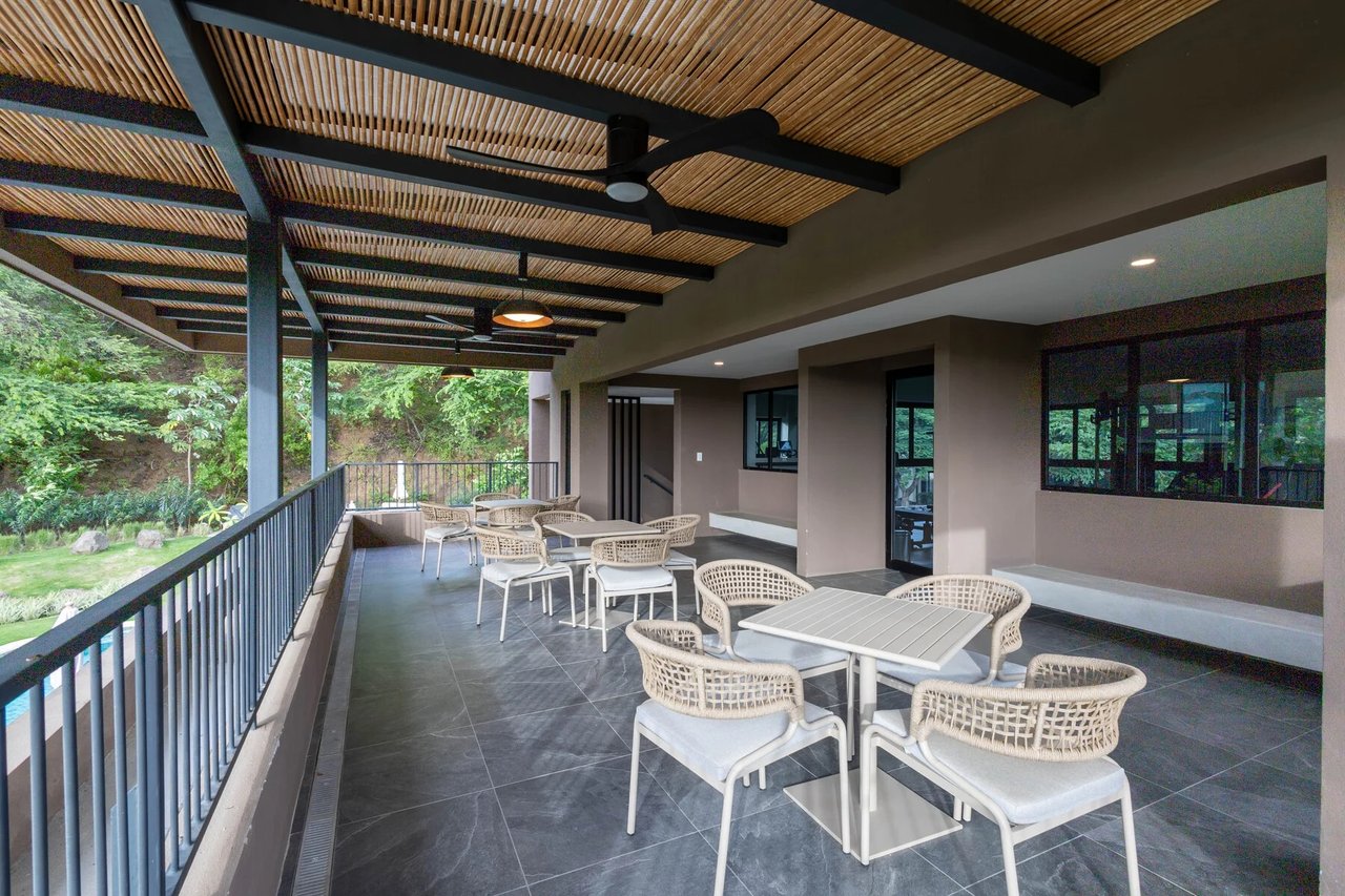 Luxury Ocean View Condo